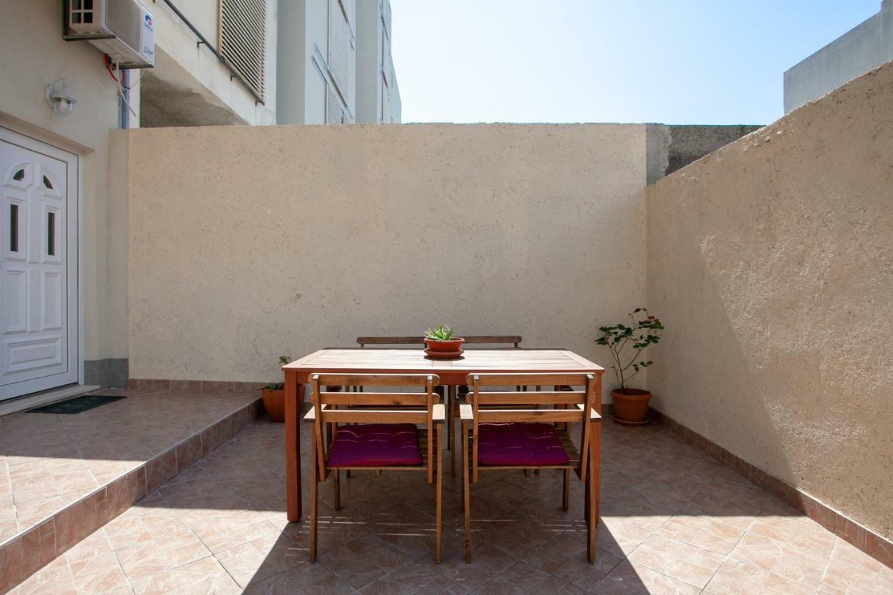 Ap Punta Next To Sandy Beach, Apartment With Garden オミシュ エクステリア 写真