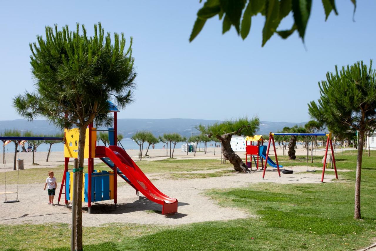 Ap Punta Next To Sandy Beach, Apartment With Garden オミシュ エクステリア 写真