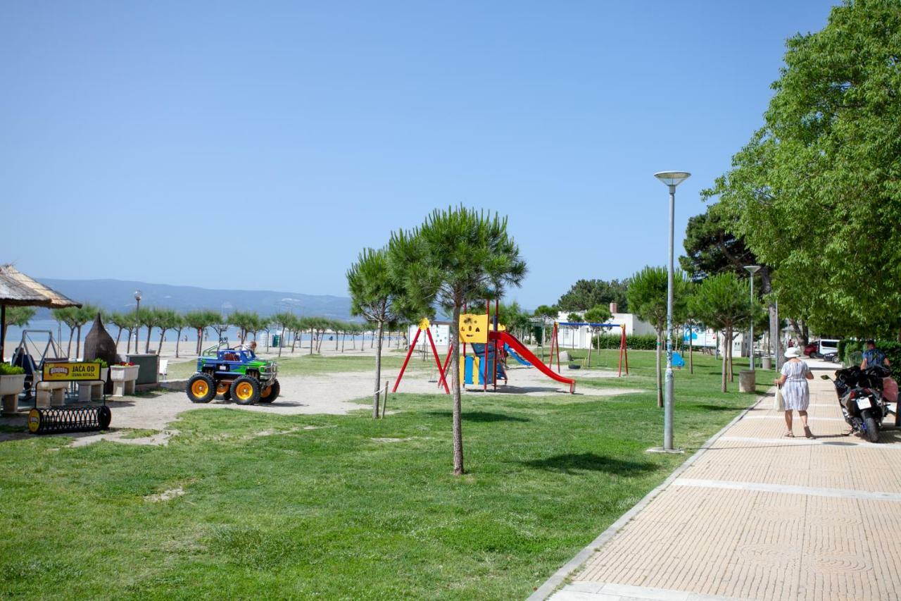 Ap Punta Next To Sandy Beach, Apartment With Garden オミシュ エクステリア 写真